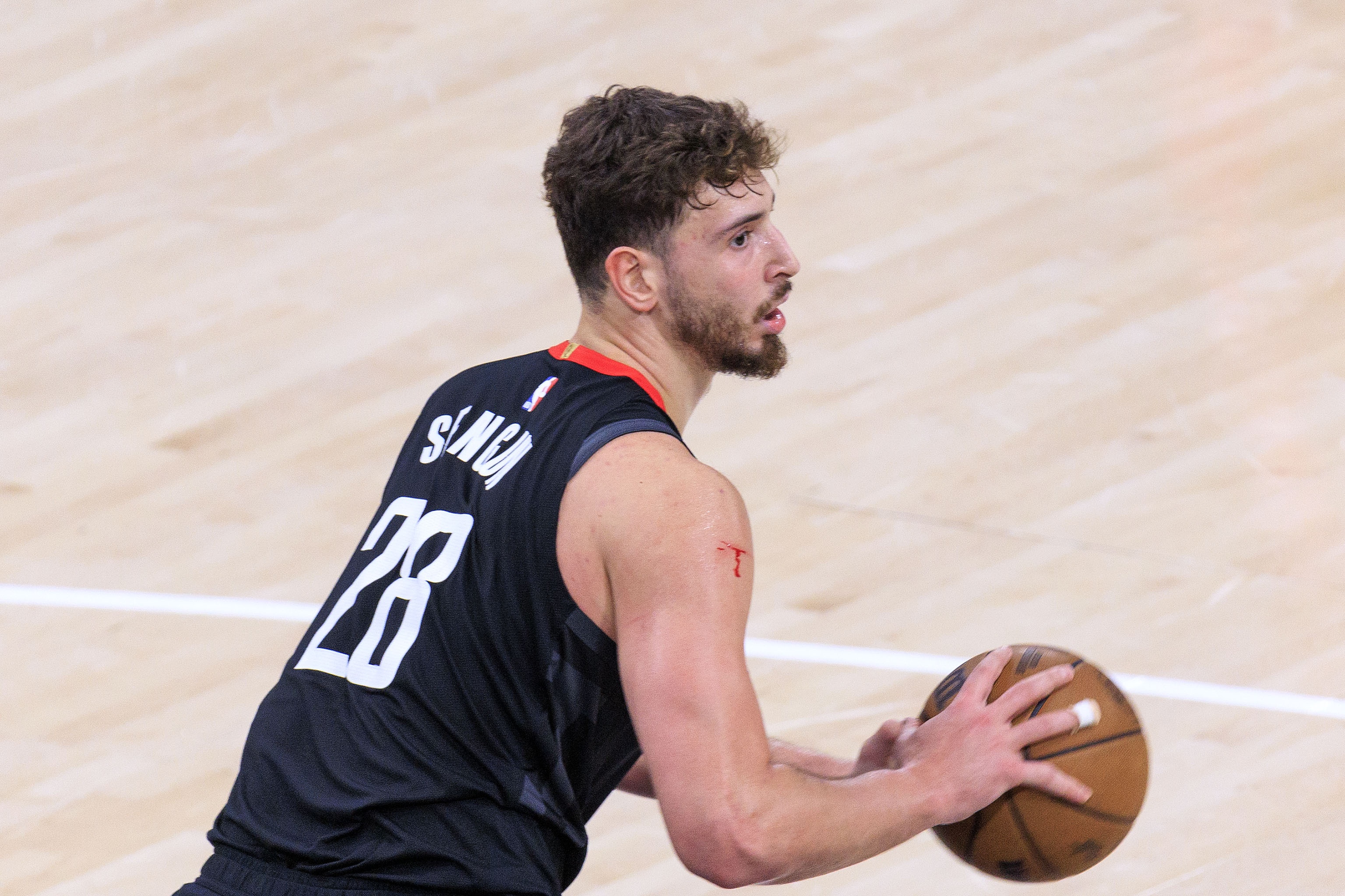 开云电竞-正负值+19全场最高！申京18中10拿到23分7板11助 罚球4中3