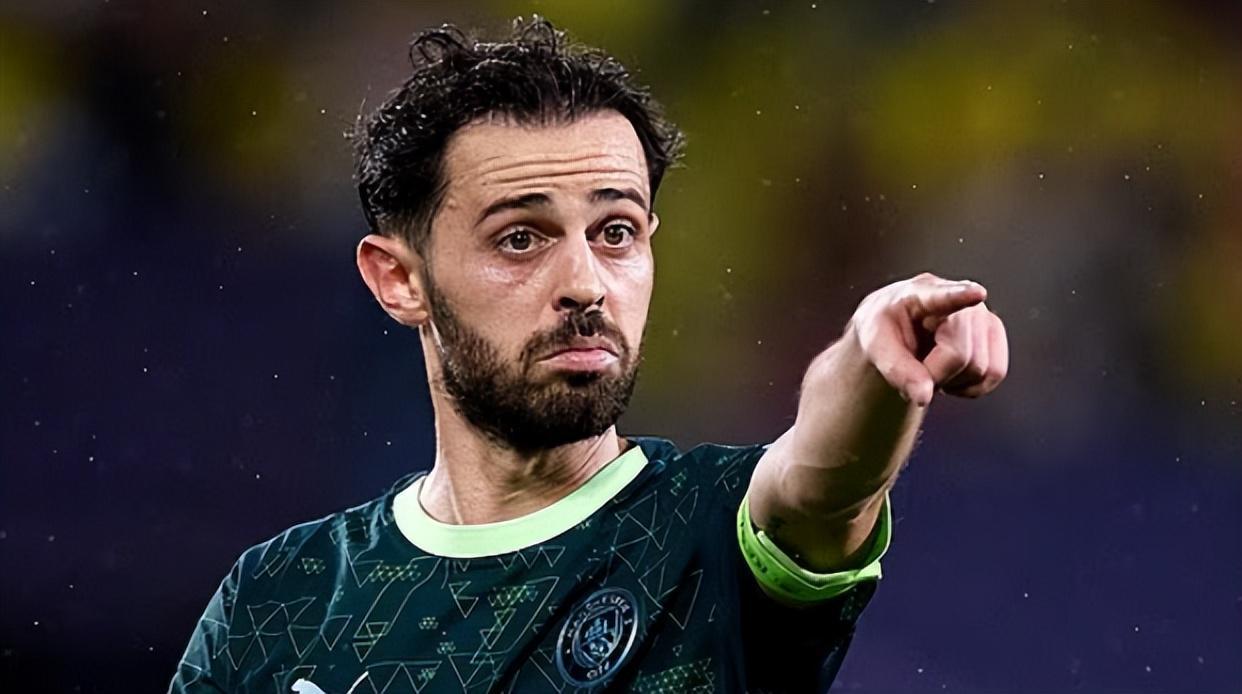 开云电竞注册-老来俏！曼城功勋中场巨星今夏自由身离队，引得意甲两大豪强疯抢